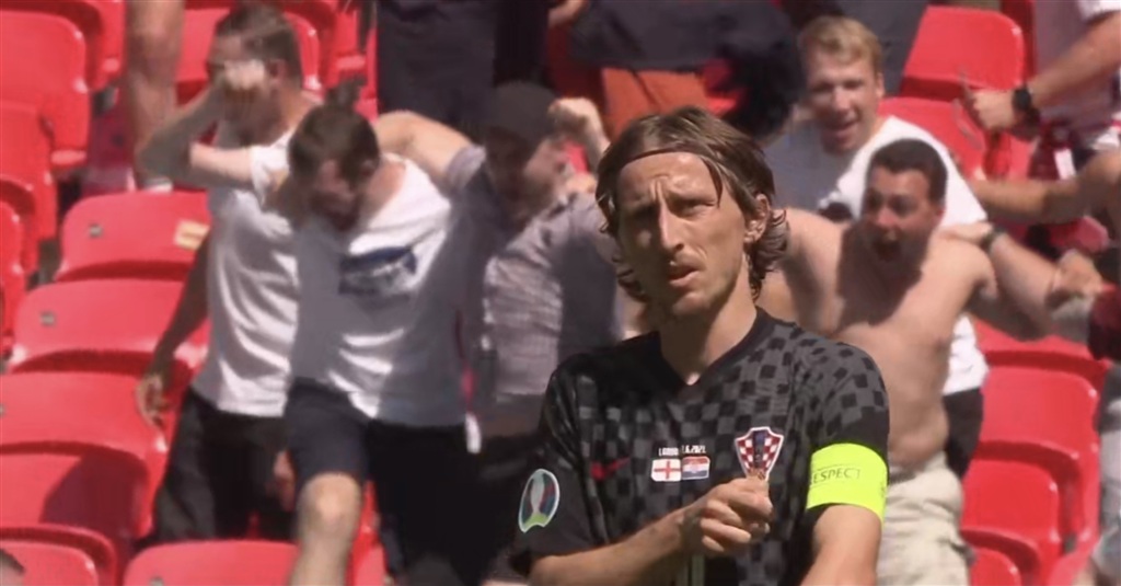 纷引起了广 纷引起了广